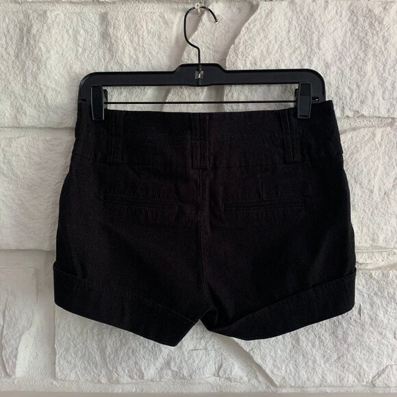 Shorts - Picture 2 of 5